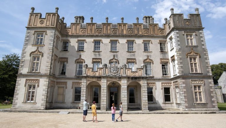 Main picuture - Family discovering Borris House, Borris, Co. Carlow
